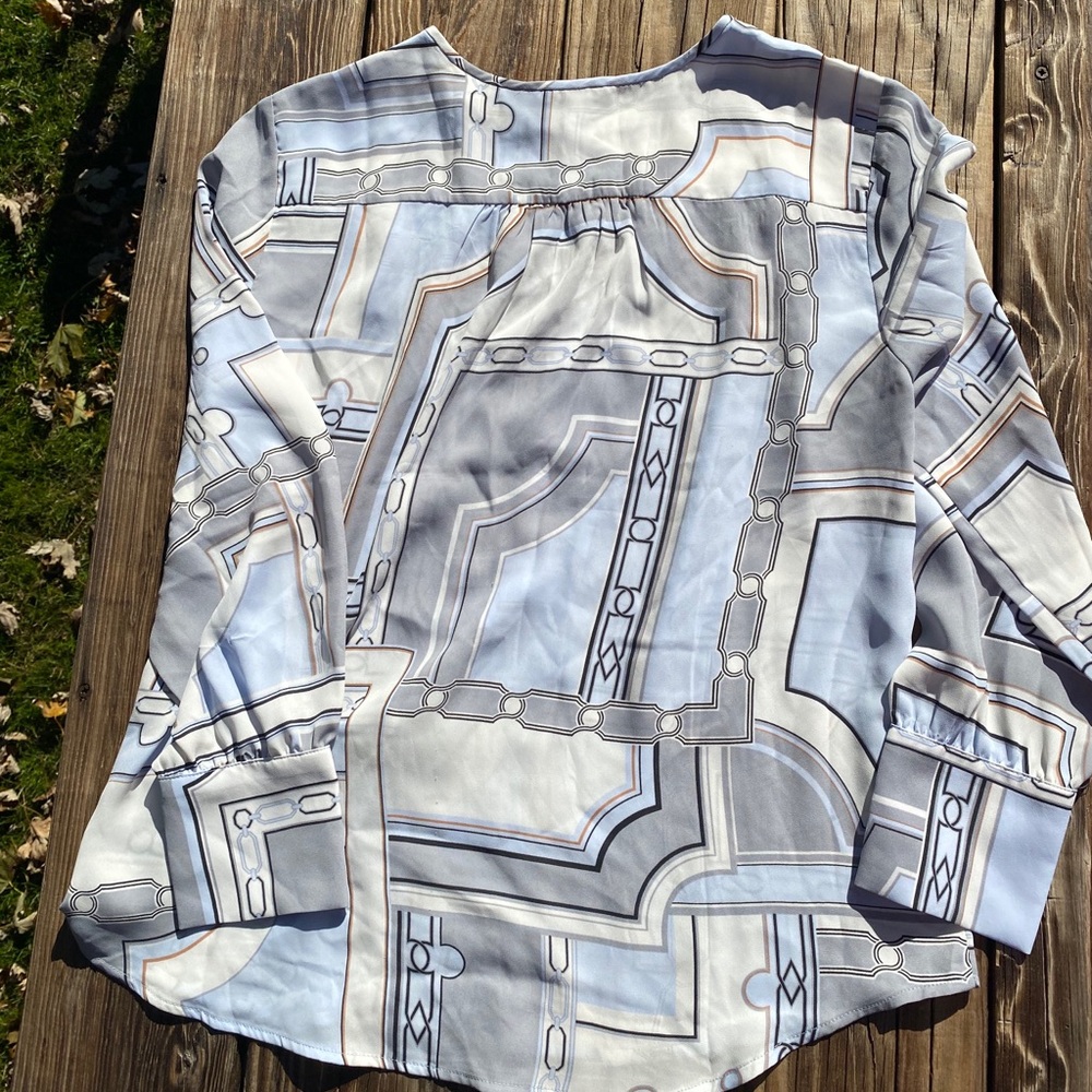 NWT Ann Taylor Geometric Blouse Sz LP